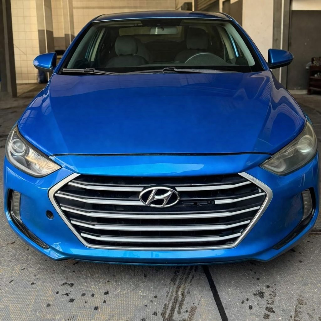 Hyundai 2017 — Vito Taxi by Charbel